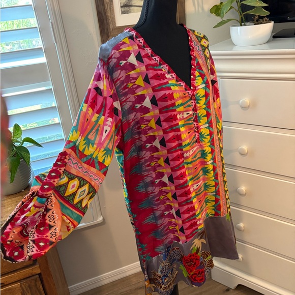 Johnny Was
Kamelia Tunic, L - Picture 6 of 11
